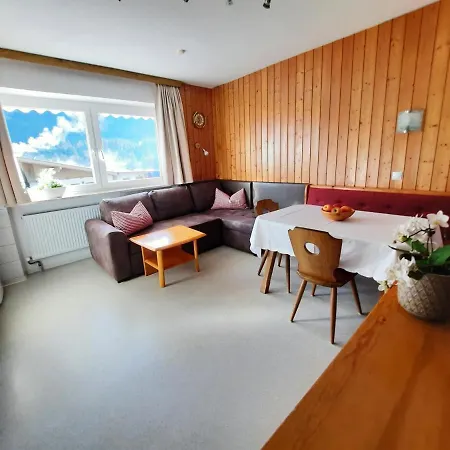 Schilcher Apartman *